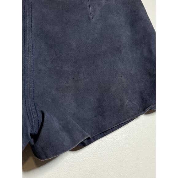 by Anthropologie EUC Gray-Blue Suede Leather Side Zip 2.25" Inseam Shorts 4 - Picture 5 of 9
